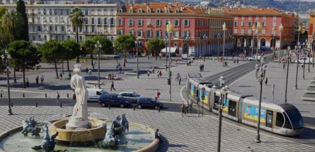 Chambre Privee Confortable A Louer Chez L Habitant Proche Plage Et Centre Ville De Nice Luaran gambar